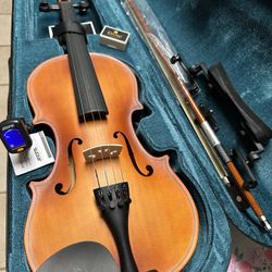 4/4 Violin with New Bow, Digital Tuner, Shoulder Rest, Extra Strings $120 Firm