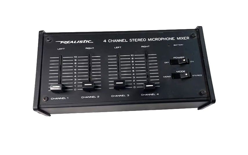 Realistic 4-Channel Stereo Microphone MIXER