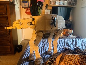 The mandalorian and grogu popcorn bucket