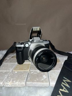 Minolta Maxxum 5