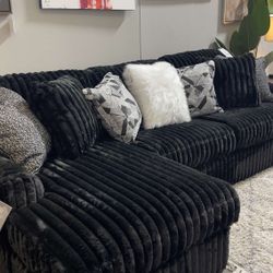 OM• $38 Initial • Brand New& Midnight Madness 3 Piece Couch