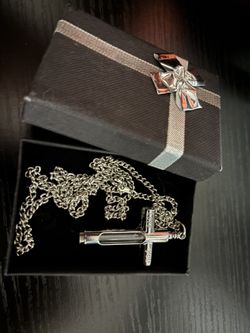 Cremation necklace