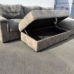 Sectional Couch And Matching Ottoman With Storage