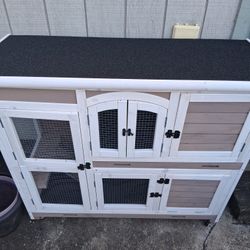 Rabbit Cage/ Hutch