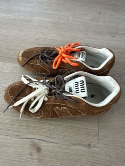Miu miu new balance sneakers sz 37