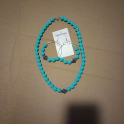 Beaded Earring And Necklace Set