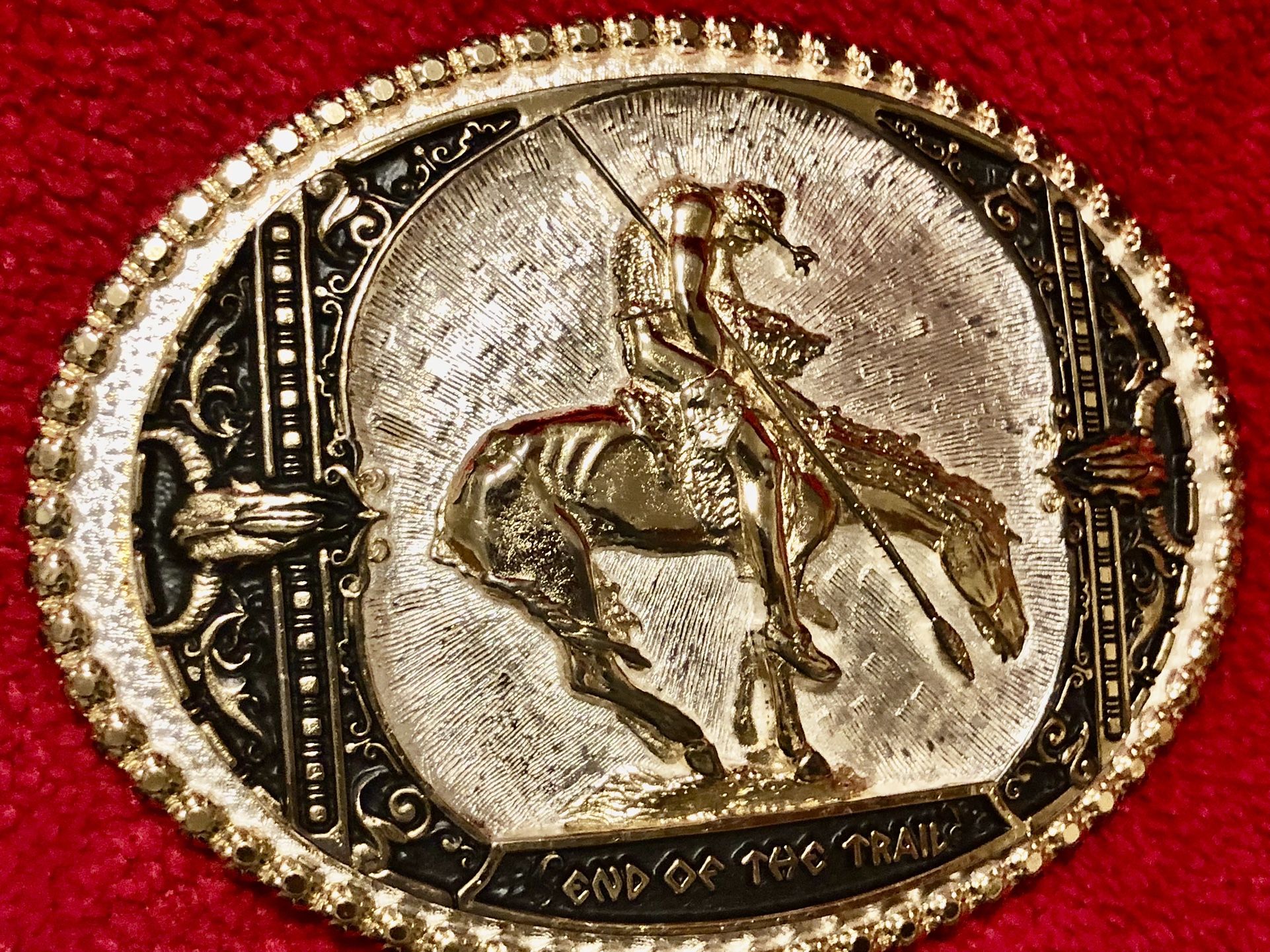 Montana Silversmith Belt Buckle Mens End of Trail And Bollo Tie