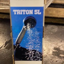 Camp Chef Triton 5 Liter Gas Portable Camp Water Heater with Shower Head , HWD5