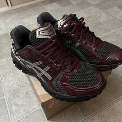 Gel- kayano 14 size 8 ‘men asics