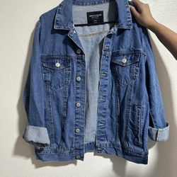 Women’s Clothing 