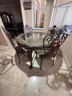 Dining table with four chair