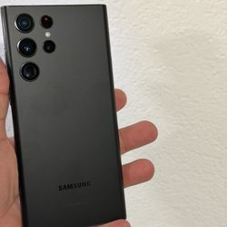 Galaxy S22 Ultra 128gb Black Color Unlocked For All Carrier Great Condition 