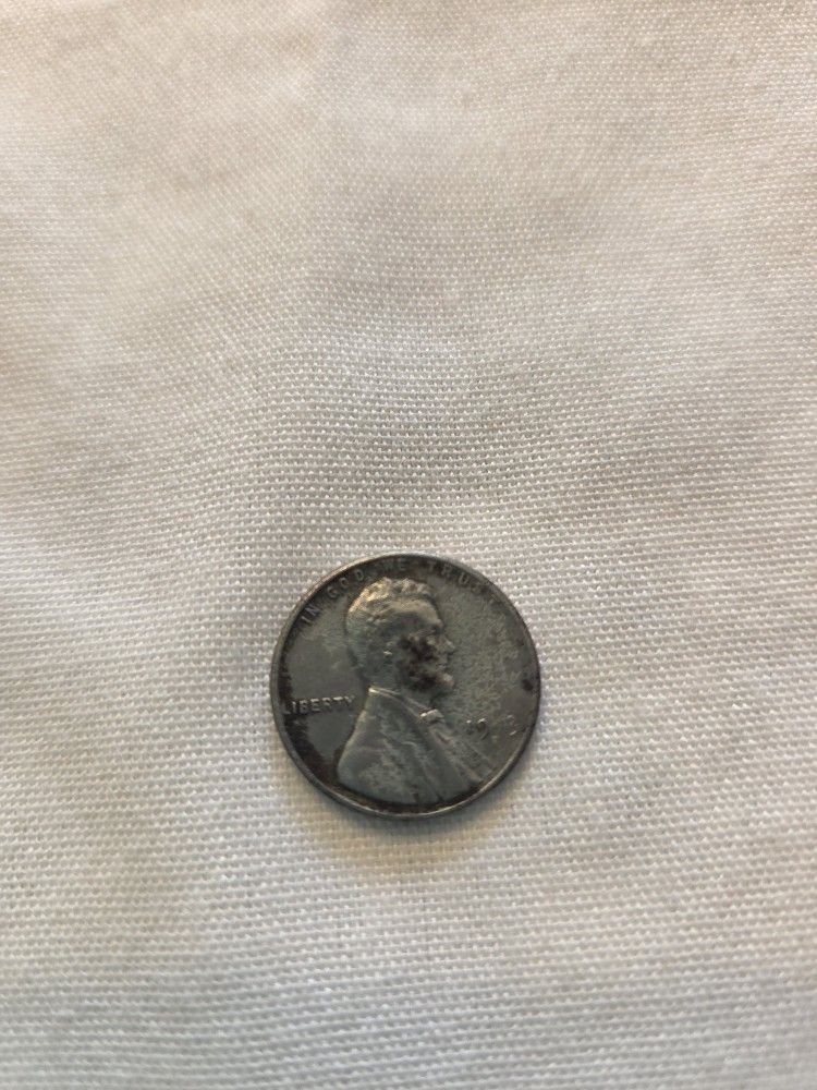 1943S Steel Penny Missing 4 & Lowee Part Of S