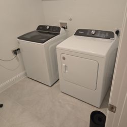 Whirlpool Washer And Dryer  