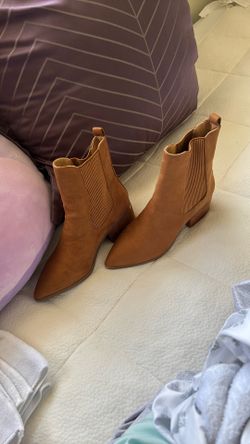 Boots new size 7