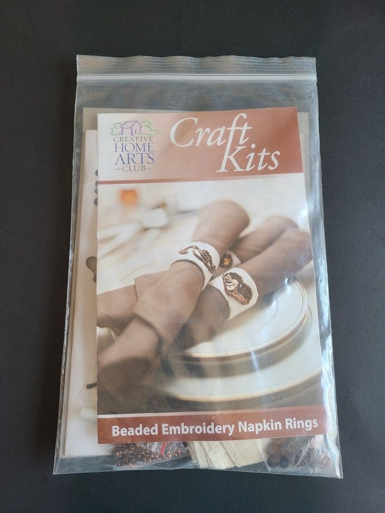 New Creative Home Arts Club Craft Kit Beaded Embroidery Napkin Rings Sew Fabric