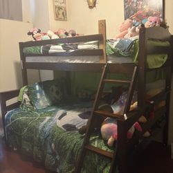 Free Bunk beds 
