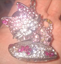 VINTAGE KITTY PINK ENCRUSTED AMULET PENDULUM WINDOW DECOR