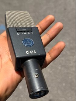 AKG C 414