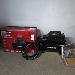 HUSKY 4 GALLON HOTDOG AIR COMPRESSOR 175 PSI