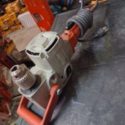 MILWAUKEE 
7.5 Amp 1/2 in. Hole Hawg Heavy-Duty Corded Drill