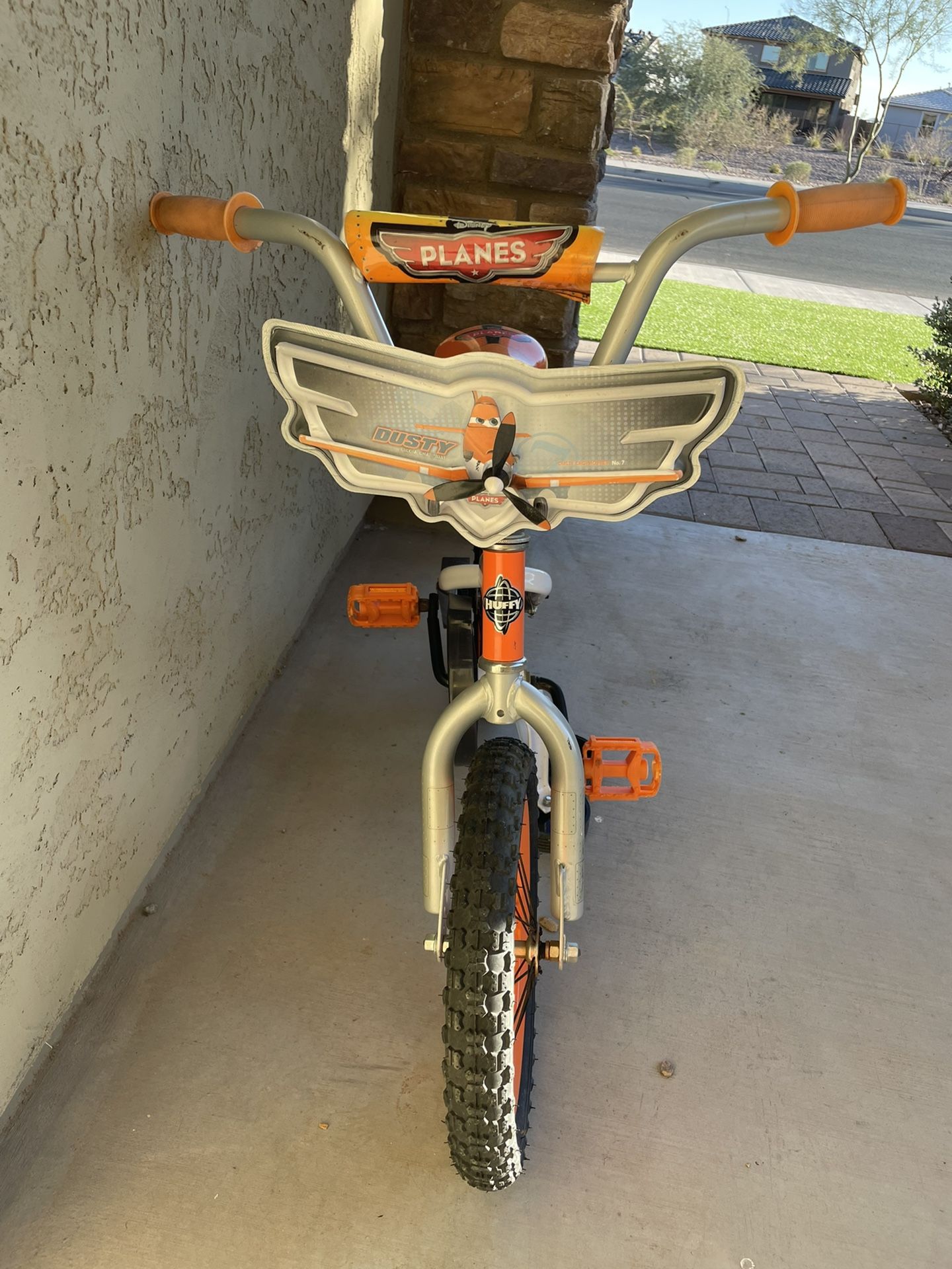 Disney Palnes Bicycle With Training Wheels