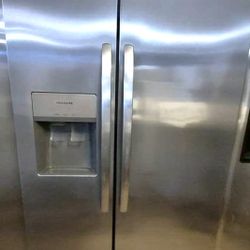 New Frigidaire Fridge