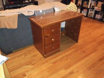 Wooden 3 Drawer  Desk 