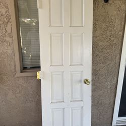 8 Panels Door