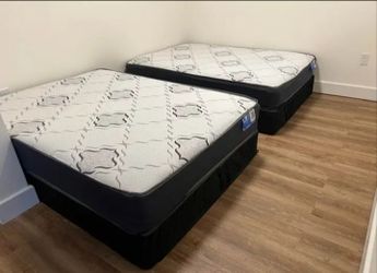 Full Mattress and Box Spring Set