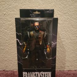 Universal Monsters Frankenstein 7" Figure