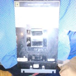 Square D 3phase 400@mp Breaker