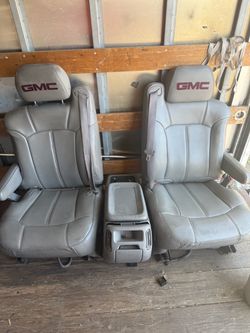 GMC Gray Leather Front Seats with Center Console