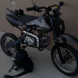 125 cc Dirtbike 