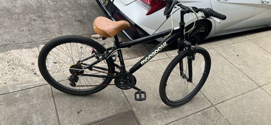 Mongoose mountain bike