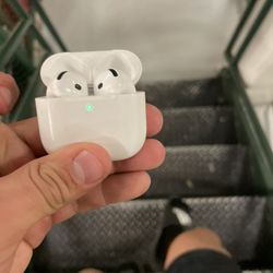 Airpod 4s