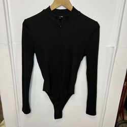Fashion Nova Black Long Sleeve Zipper Bodysuit Women’s Size Medium