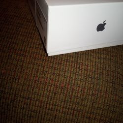 Apple Charger 