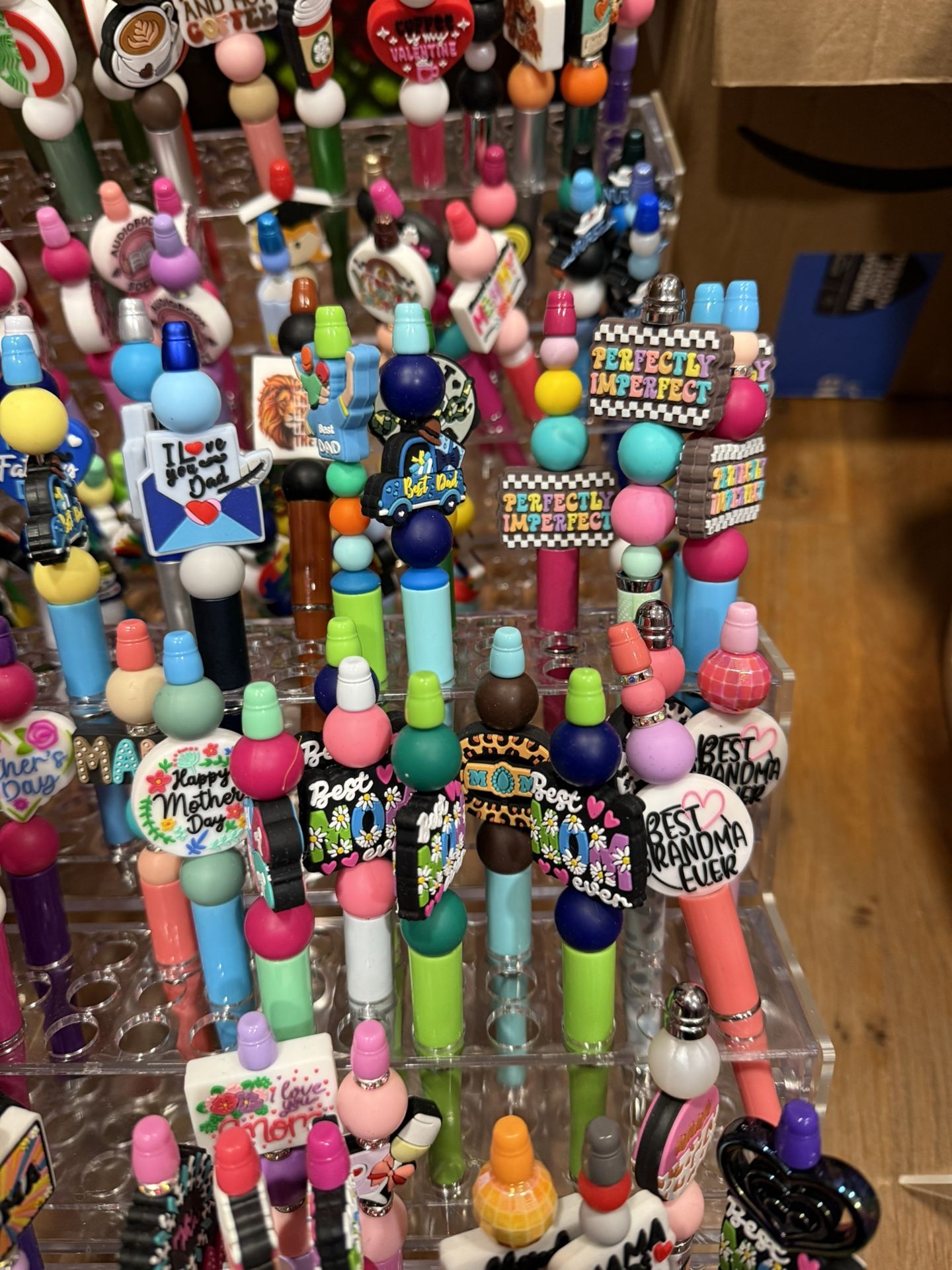 Lots Of Themes/Character Pens!!!! SEE DESCRIPTION