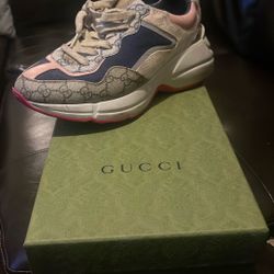 Gucci shoes