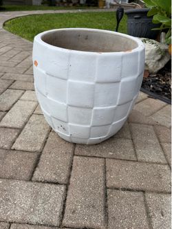 Basket Weave Pattern Terracotta Clay Pot