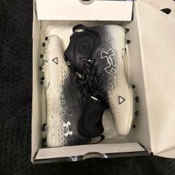 Under Armour Football Cleats Black White