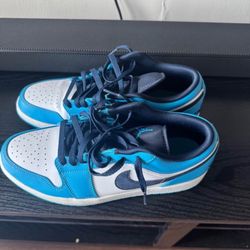 Jordan 1 Low UNC