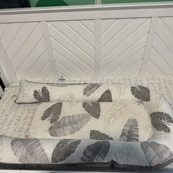 Baby Lounger 