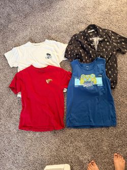 Boys Shirts 2 med Vans shirts 1 med Sonoma tank 1 med Sonoma button up
