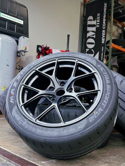 New S2000 Spec Titan 7 T-S5 With 255/40/17 Maxxis VR2 