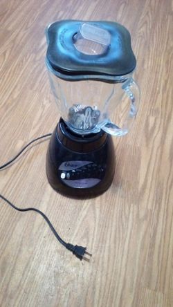 Oster blender brand new 10 speed,s