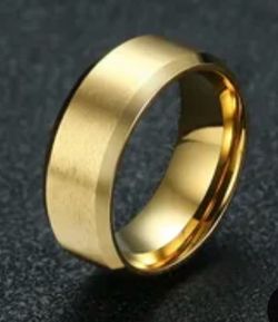 Gold Stainless Steel 8mm Ring for Men - Size 10 (BRAND NEW)