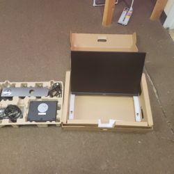 Dell P2421 HD Monitor 1920 X 1200 With Stand And Cables