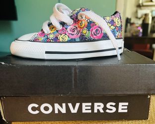 Converse size 5